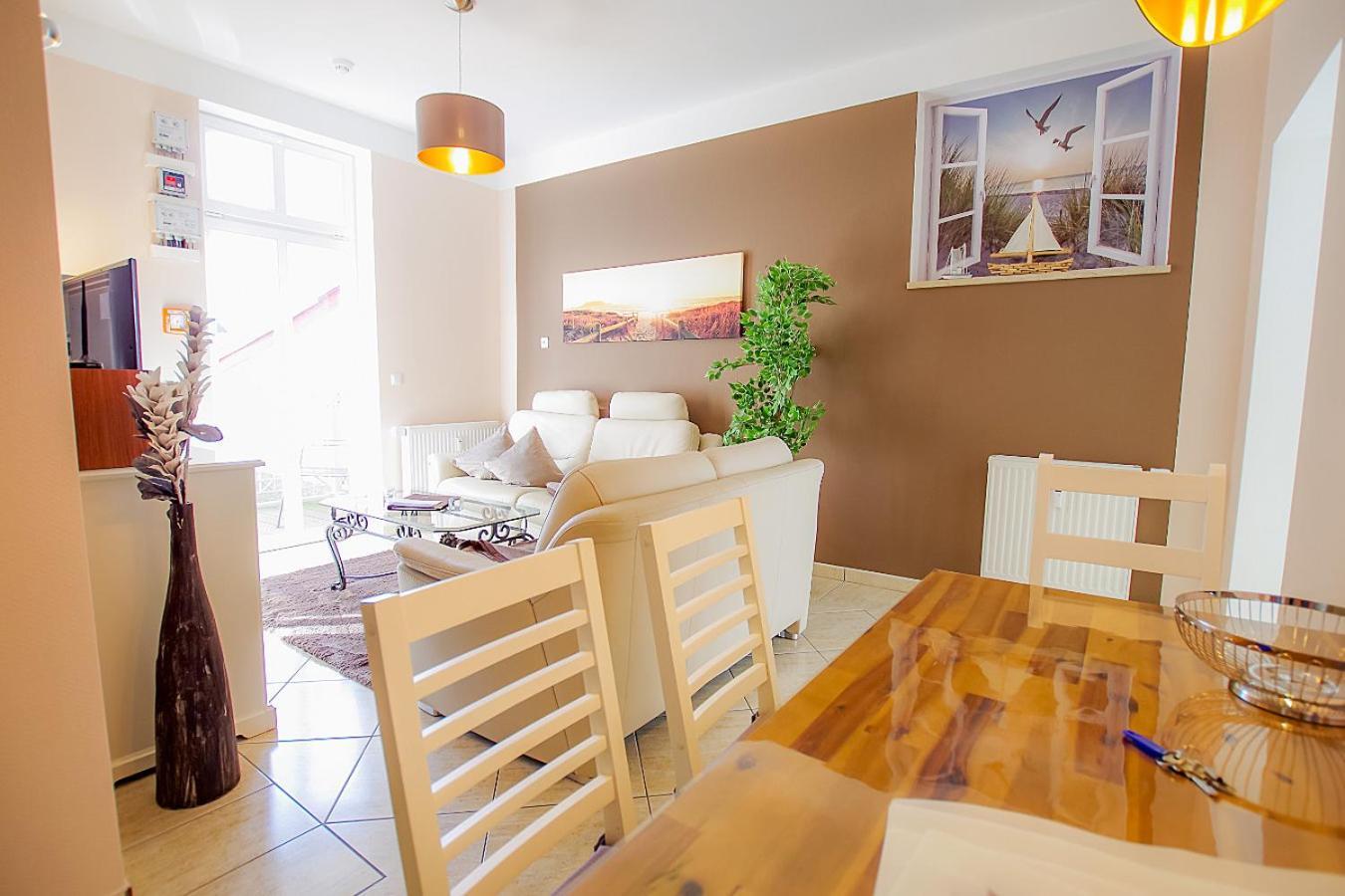 Sommerwind App1 - Strandpromenade Seitlicher Meerblick, Strandkorb Saisonal Apartment Ostseebad Binz