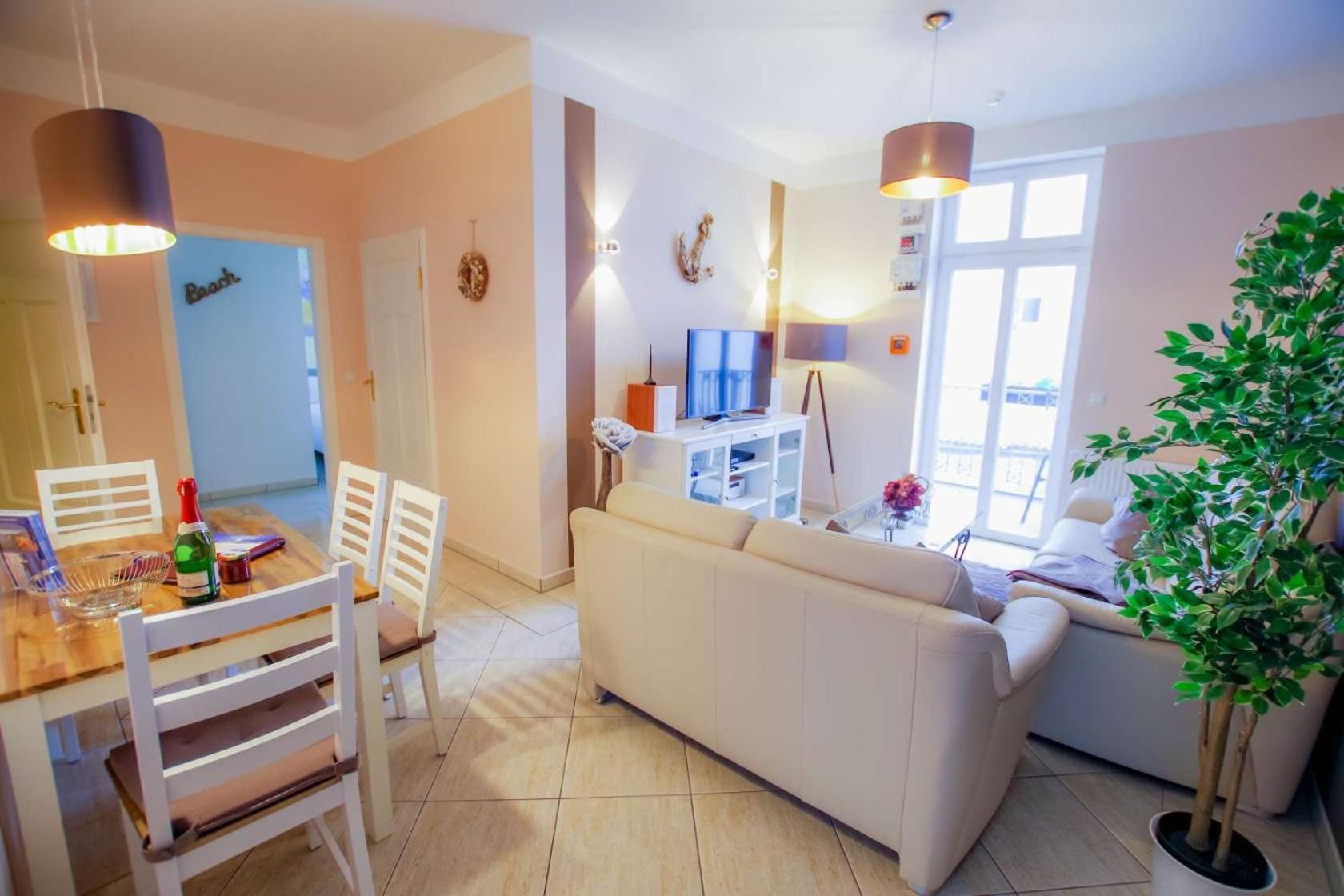Apartment Sommerwind App1 - Strandpromenade Seitlicher Meerblick, Strandkorb Saisonal